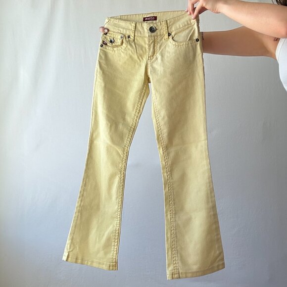 Low-Rise Butter Yellow Moto Jeans - Picture 1 of 3